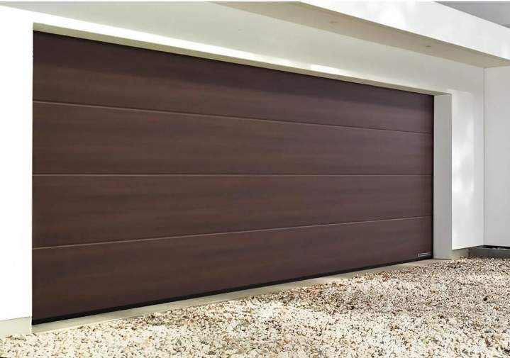 Expertise éprouvée dans la pose de portes de garage